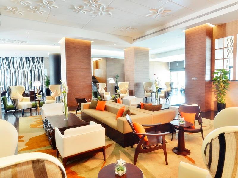 Ramee Grand Hotel And Spa Al-Manamah Bagian luar foto The lobby of the hotel