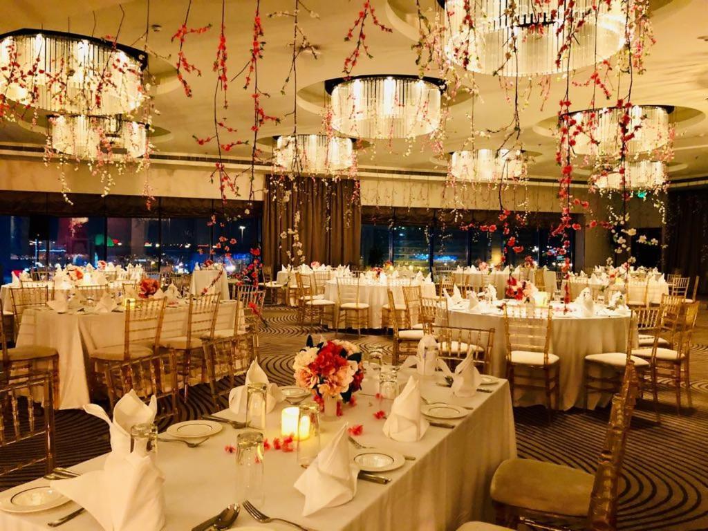 Ramee Grand Hotel And Spa Al-Manamah Bagian luar foto The Riverbank Suite