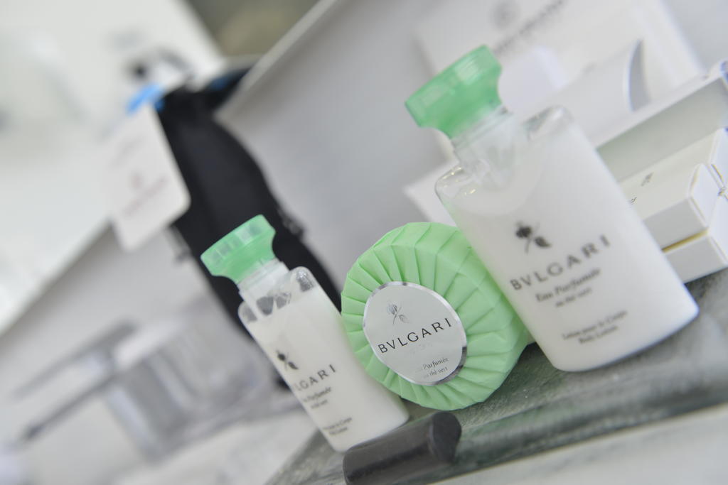 Ramee Grand Hotel And Spa Al-Manamah Bagian luar foto BVLGARE